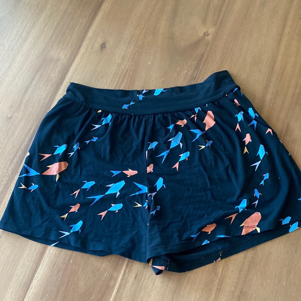 Flowy, dress shorts with pockets
